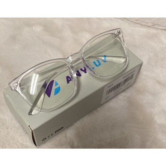 No brand / Not sure Accessories - Anyluv blue light blocking glasses/Clear